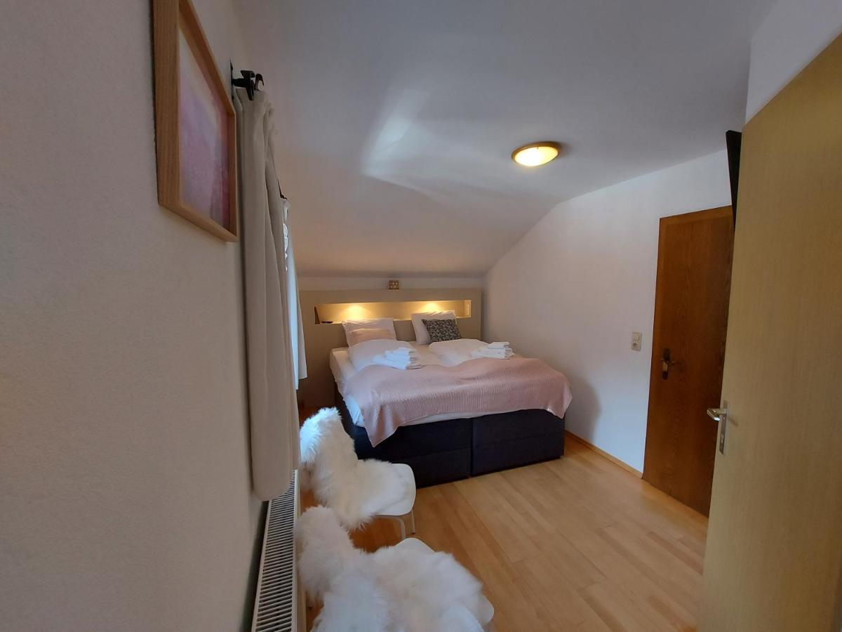 Zum Schneider Bed & Breakfast Finkenberg Ngoại thất bức ảnh
